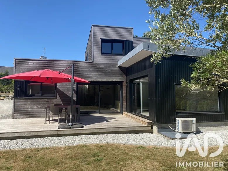 Maison 5 pièces 143 m² · à Pleyben · 143 m² · 370 000 €