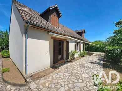 Traditional house in Gien (45500)