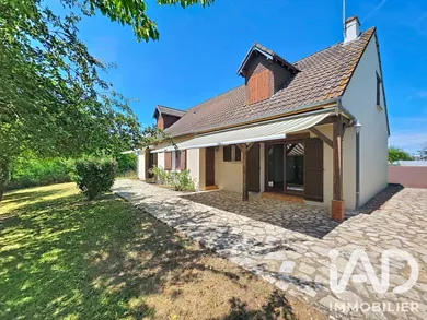 Traditional house in Gien (45500)