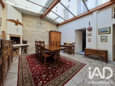 Maison de ville à Fontainebleau (77300)