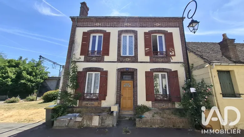 Immeuble 5 pièces 150 m² · à Dreux · 150 m² · 259 000 €
