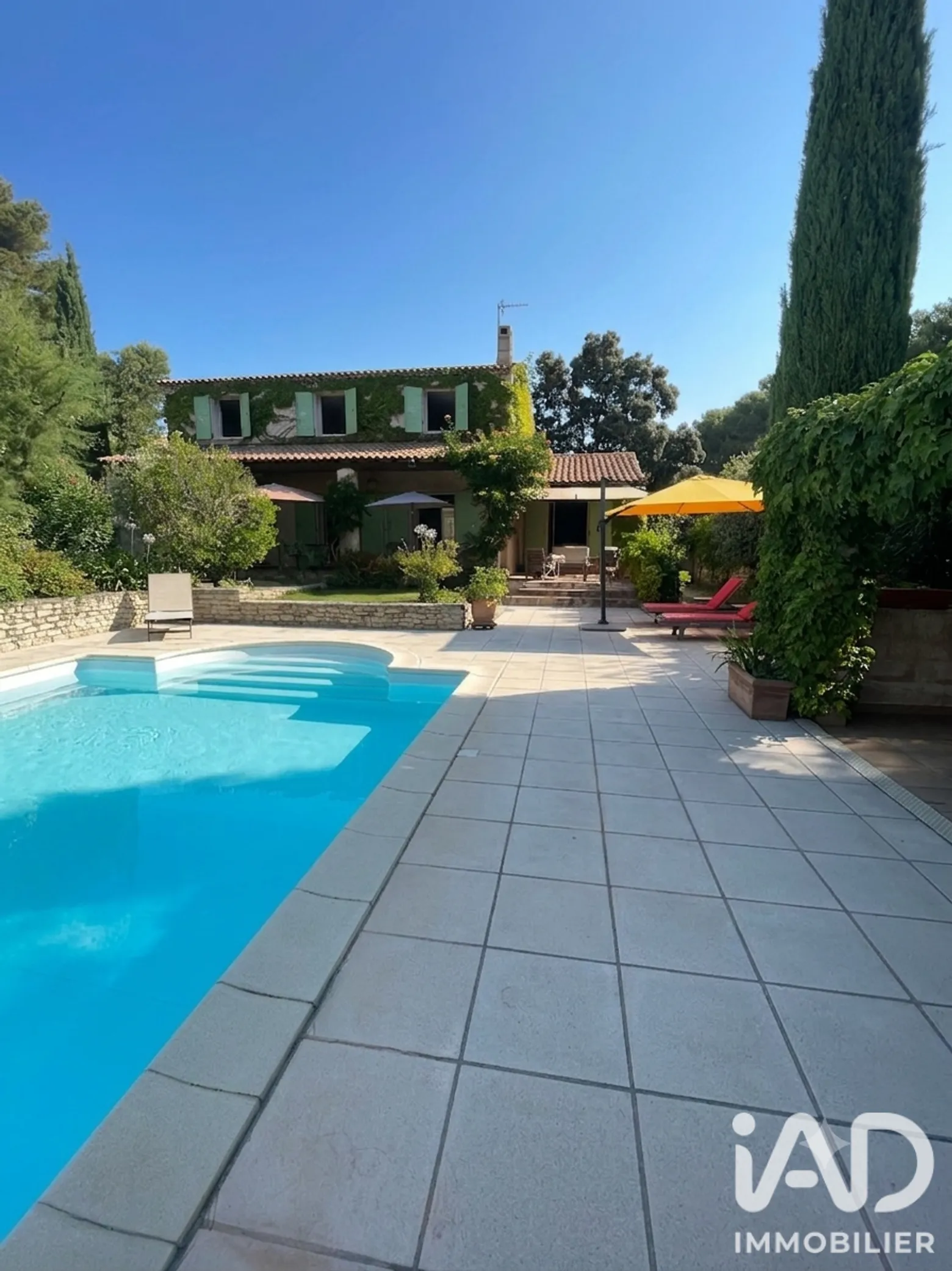 Vente maison à Rognac (13340) : maison traditionnelle 5 pièces 163 m² — 3