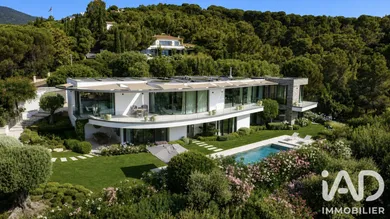 Architectural house in La Croix-Valmer (83420)