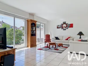 Maison à Villeneuve-le-Roi (94290)