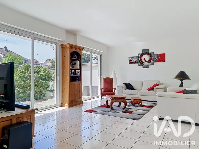 Maison 9 pièces 188 m² · à Villeneuve-le-Roi · 188 m² · 549 900 €