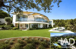 Architectural house in Cavalaire-sur-Mer (83240)