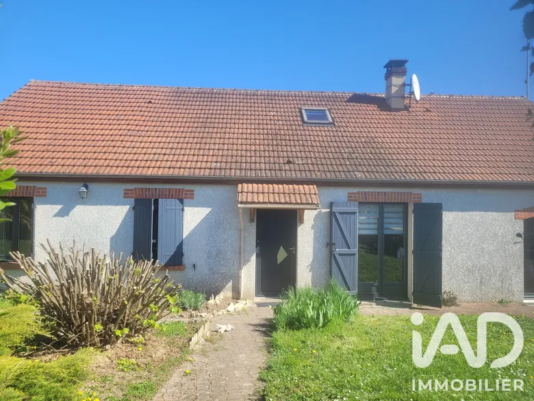 Maison 6 pièces 147 m² · à Puiseaux · 147 m² · 255 000 €