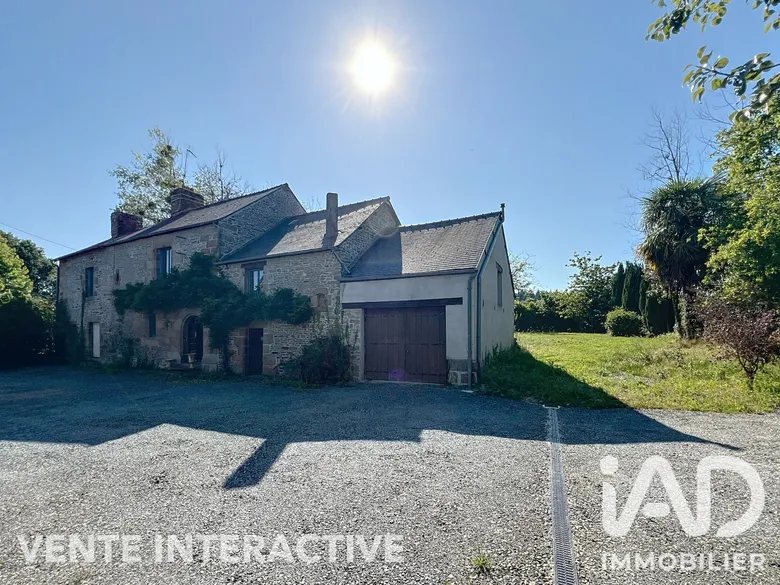 Maison 5 pièces 250 m² · à Val-Couesnon · 250 m² · 199 900 €