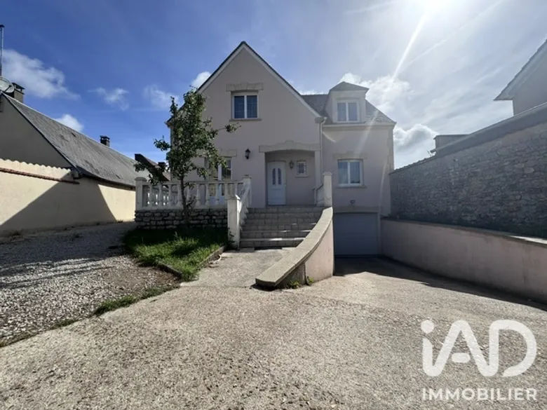 Maison 5 pièces 140 m² · à Ymonville · 139,7 m² · 1 250 €/mois