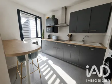 Apartment in Bègles (33130)