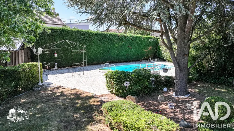 Immeuble 268 m² · à Jarny · 267,5 m² · 319 800 €