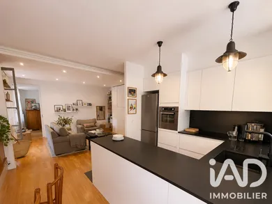Apartment in Aix-en-Provence (13100)