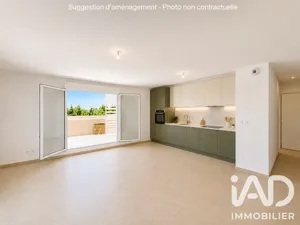 Apartment in Monteux (84170)