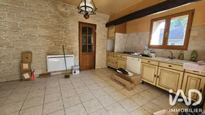 Maison à Villeneuve-la-Guyard (89340)