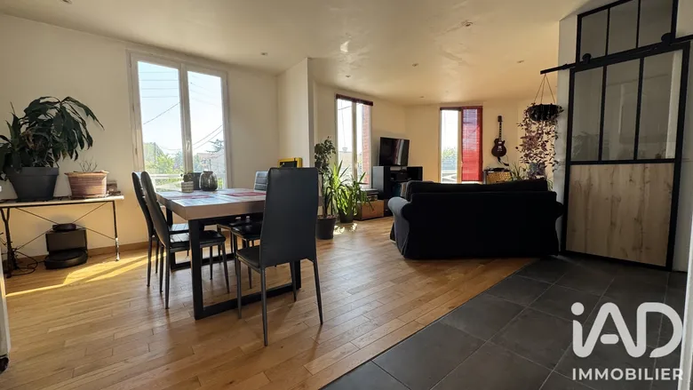 Appartement 3 pièces 62 m² · à Houilles · 62 m² · 285 000 €