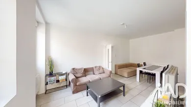 Apartment in Melun (77000)