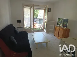 Appartement à Roquebrune-sur-Argens (83520)