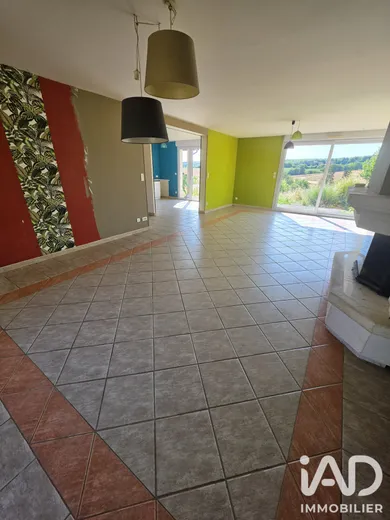 Detached house in Champvoisy (51700)