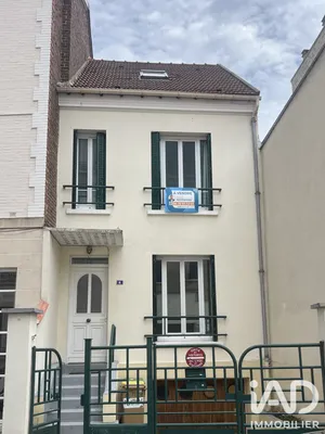 Townhouse in Courbevoie (92400)