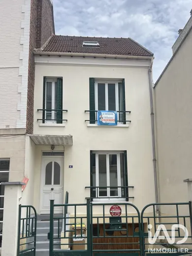 Maison de ville à Courbevoie (92400)