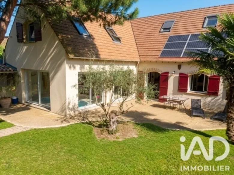 Maison 7 pièces 236 m² · à Tournan-en-Brie · 236 m² · 519 000 €