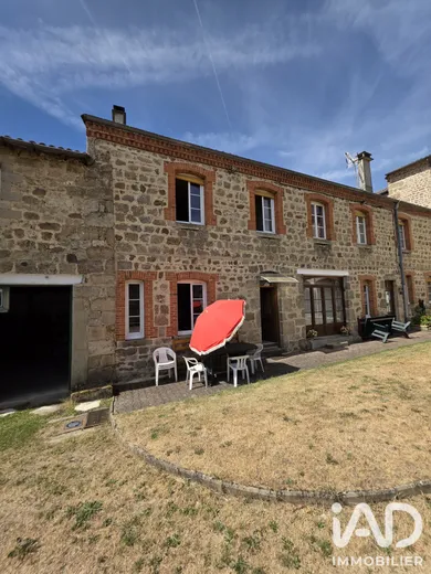 Maison de village à Usson-en-Forez (42550)