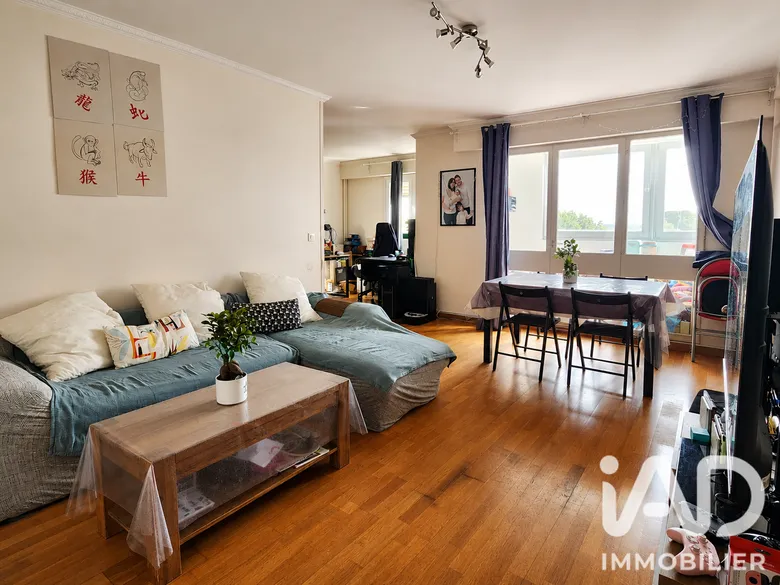 Appartement 4 pièces 90 m² · à Saint-Ouen-l'Aumône · 89,8 m² · 192 000 €