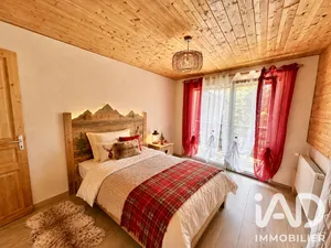 Traditional house in Vars (05560)