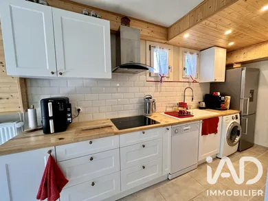 Maison traditionnelle à Vars (05560)
