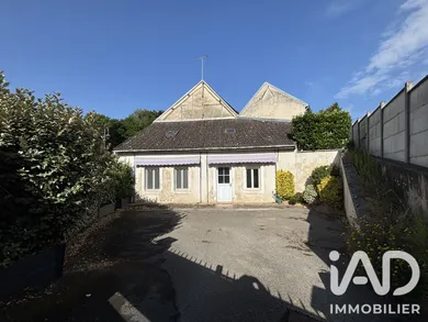 Village house in Villefargeau (89240)