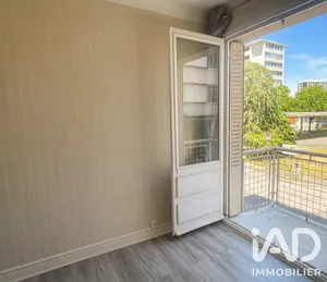 Apartment in Grenoble (38100)