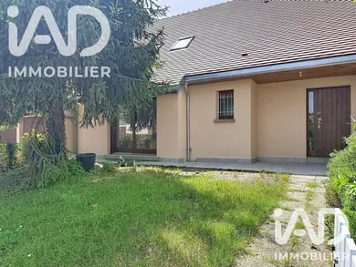 Maison traditionnelle à Amilly (45200)