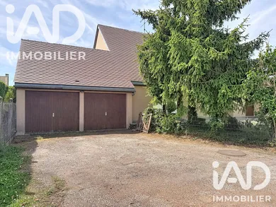 Maison traditionnelle à Amilly (45200)