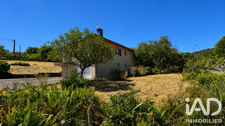 Terrain 1500 m² · à Fontain · 110 000 €
