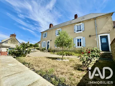 Village house in Connerré (72160)