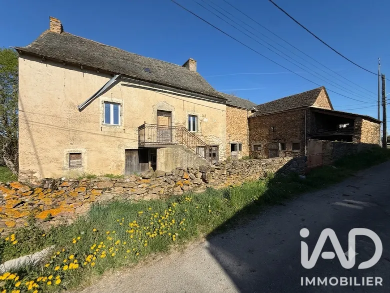 Maison 2 pièces 200 m² · à Sauveterre-de-Rouergue · 200 m² · 45 000 €