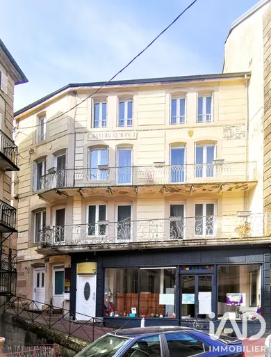 Building in Plombières-les-Bains (88370)