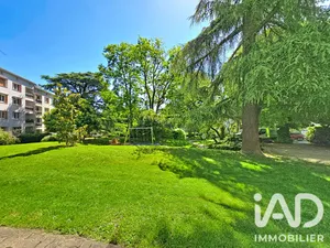 Appartement à Suresnes (92150)