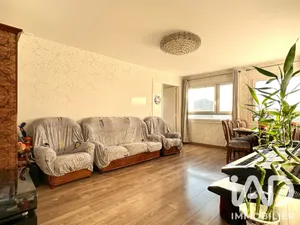 Apartment in Paris (75018)