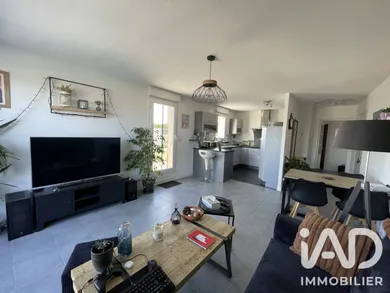 Apartment in La Rochelle (17000)
