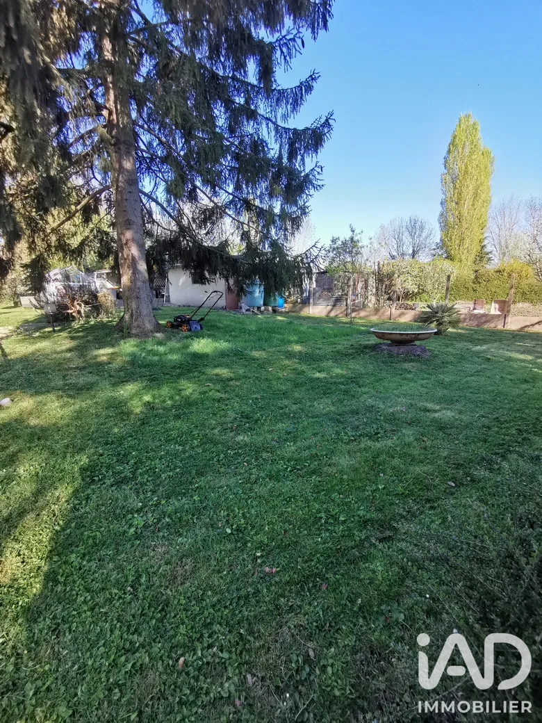 Terrain à Soignolles-en-Brie (77111) · 119 000 €
