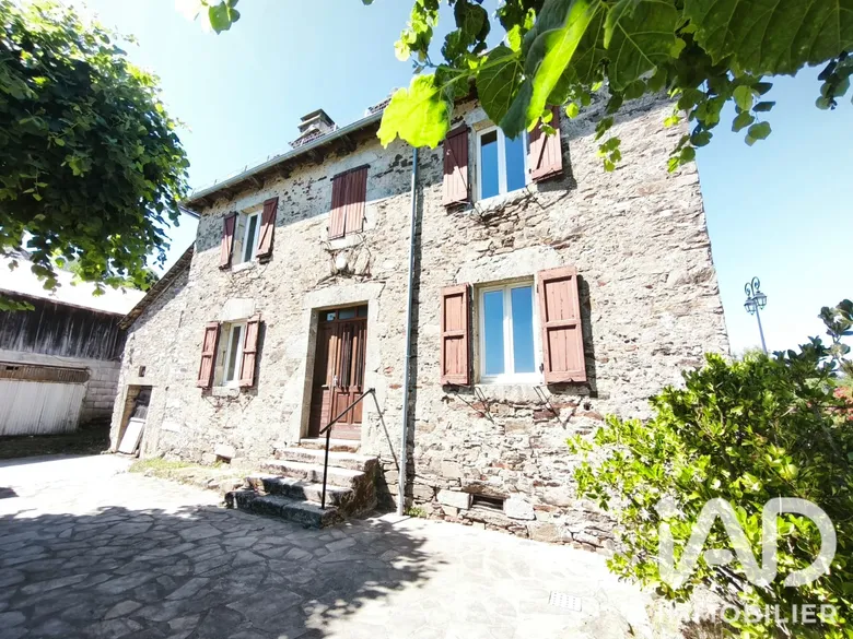 Maison 4 pièces 97 m² · à Lapeyrugue · 97 m² · 127 800 €
