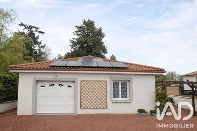 House in Bully (42260)