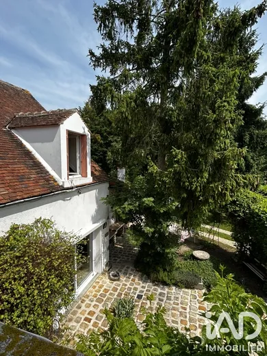 Maison à Villeneuve-les-Bordes (77154)