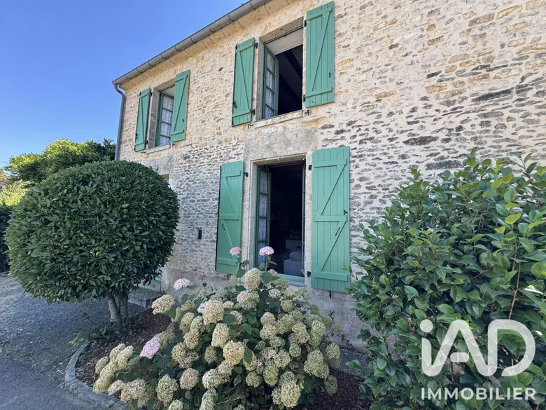 Maison 4 pièces 82 m² · à Saint Sulpice en Pareds · 82 m² · 116 000 €