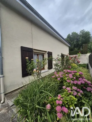 Maison à Angicourt (60940)