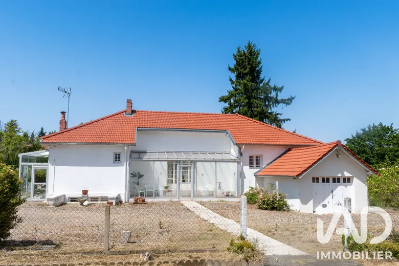 Maison 4 pièces 110 m² · à Bellerive-sur-Allier · 110 m² · 186 000 €