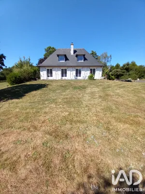 Maison de campagne à Domloup (35410)