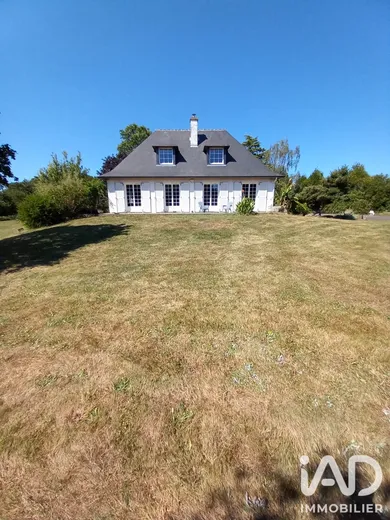 Maison de campagne à Domloup (35410)