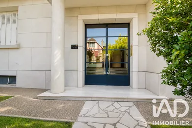 Apartment in Suresnes (92150)